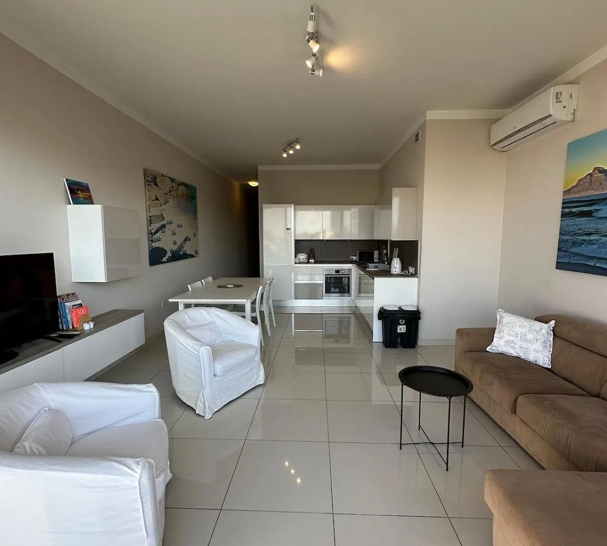 Apartment House With Sea Views In The City Center Saint Julian's