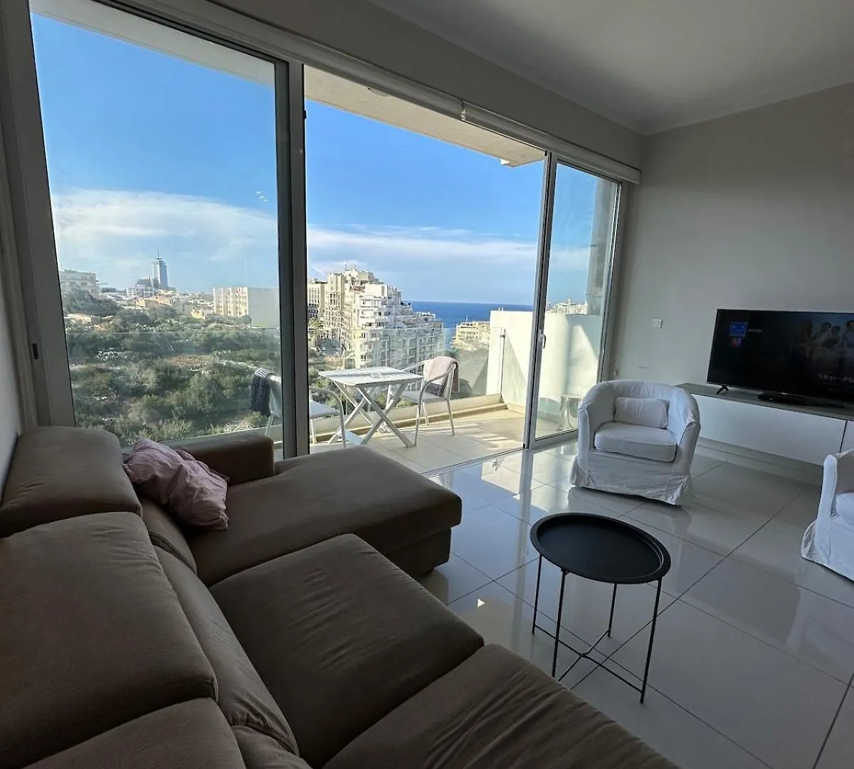 Apartment House With Sea Views In The City Center Saint Julian's Malta