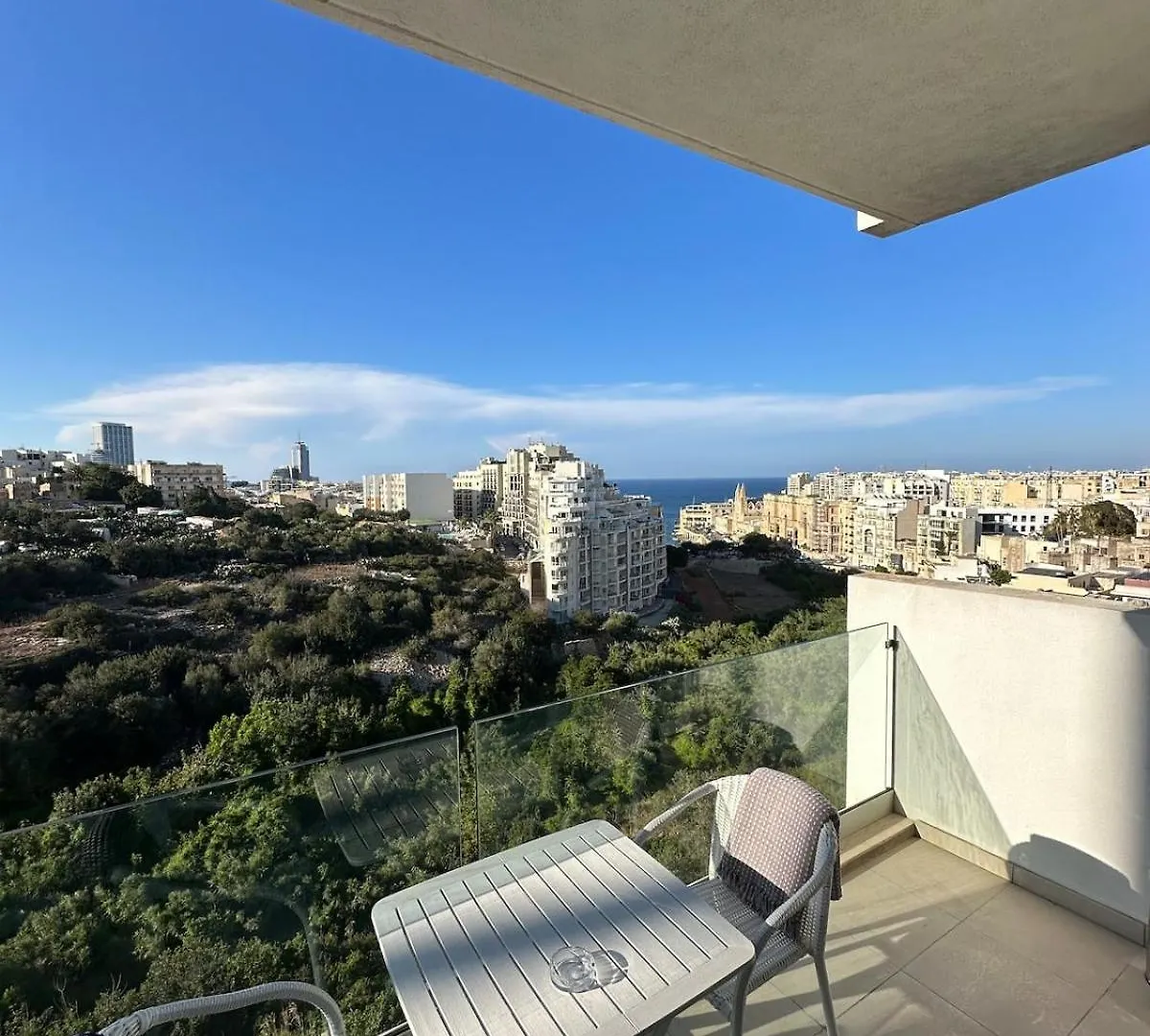 House With Sea Views In The City Center Saint Julian's 0*,